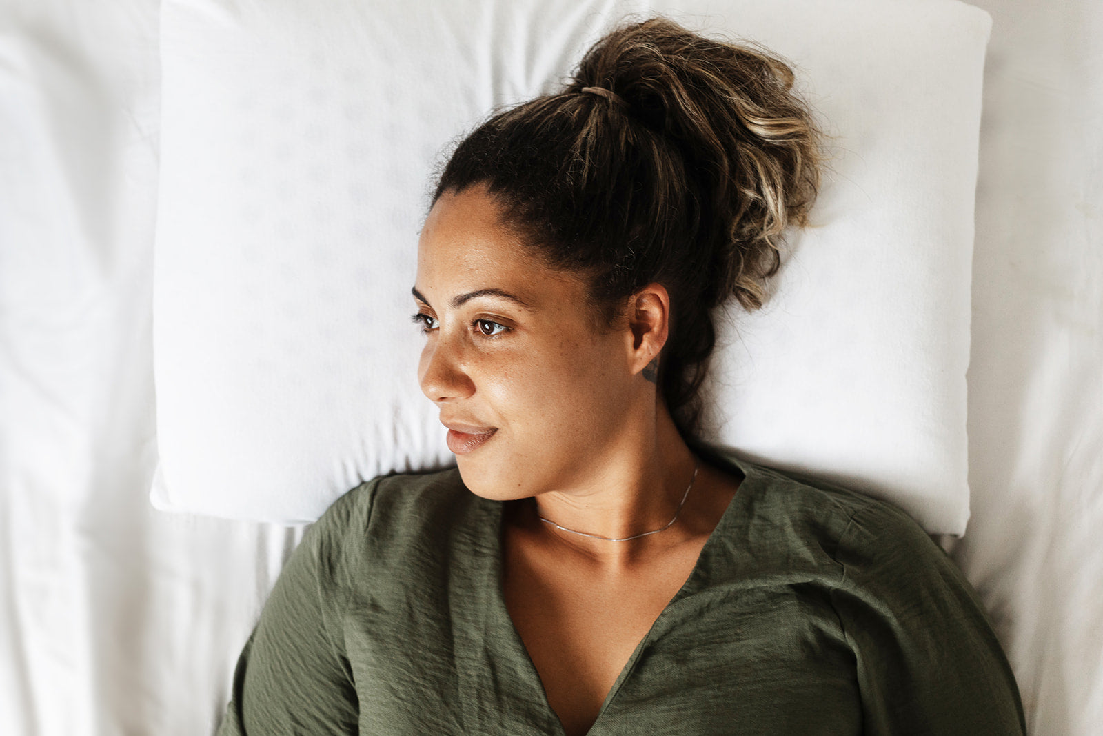 Why you should sleep on a latex pillow: 4 key benefits