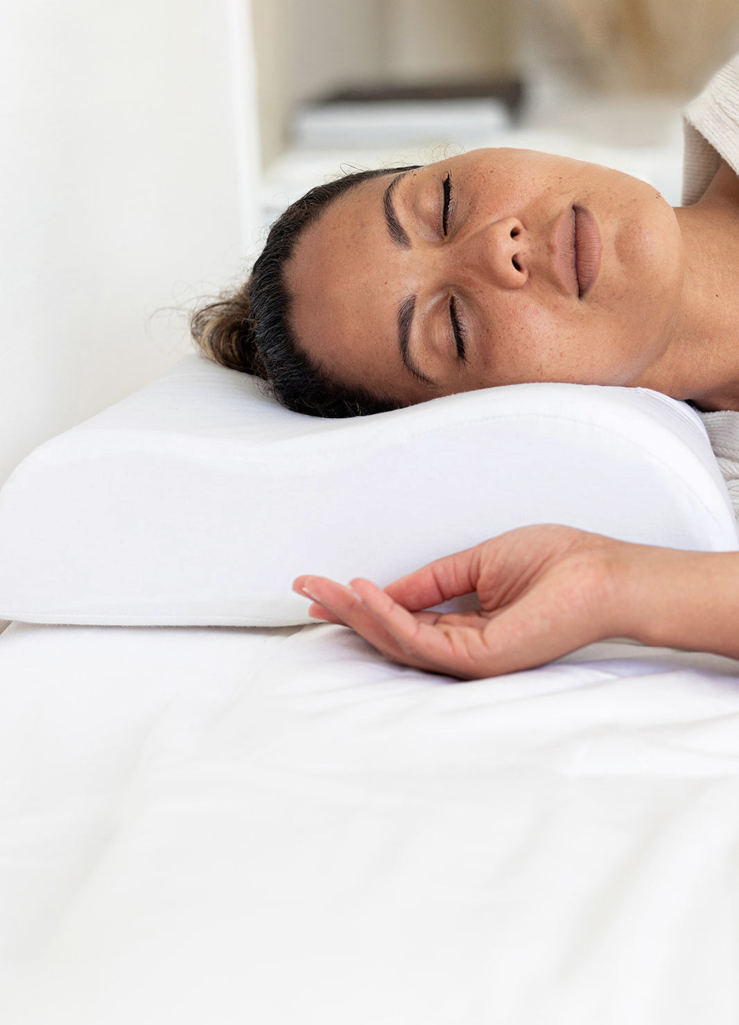 Contour Organic Latex Pillow